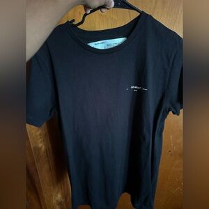 Off - White tee shirt ++ Outlined  - New ❗️ - DISCOUNTEDD 🔥🔥